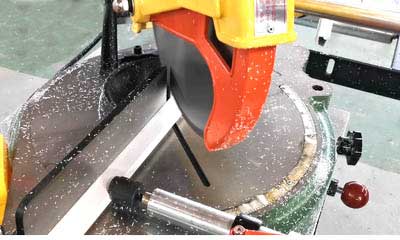 Single head cutting saw 45-degree cutting 