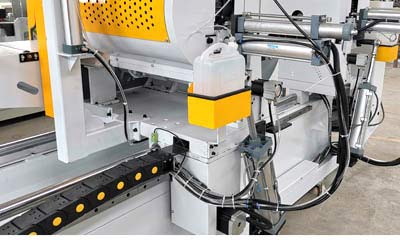 CNC aluminum double head cutting machine price in China